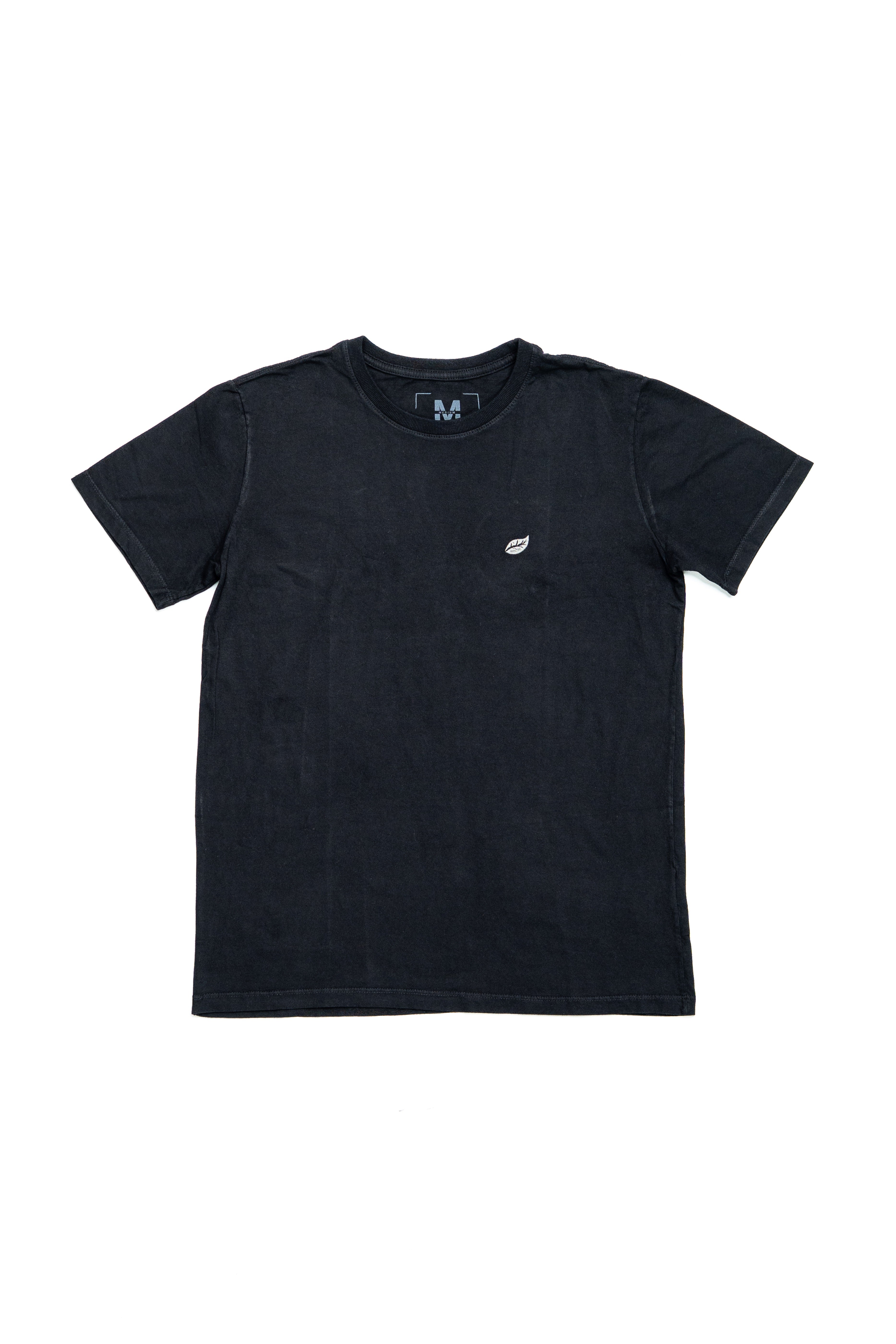 CAMISETA BÁSICA PRETA