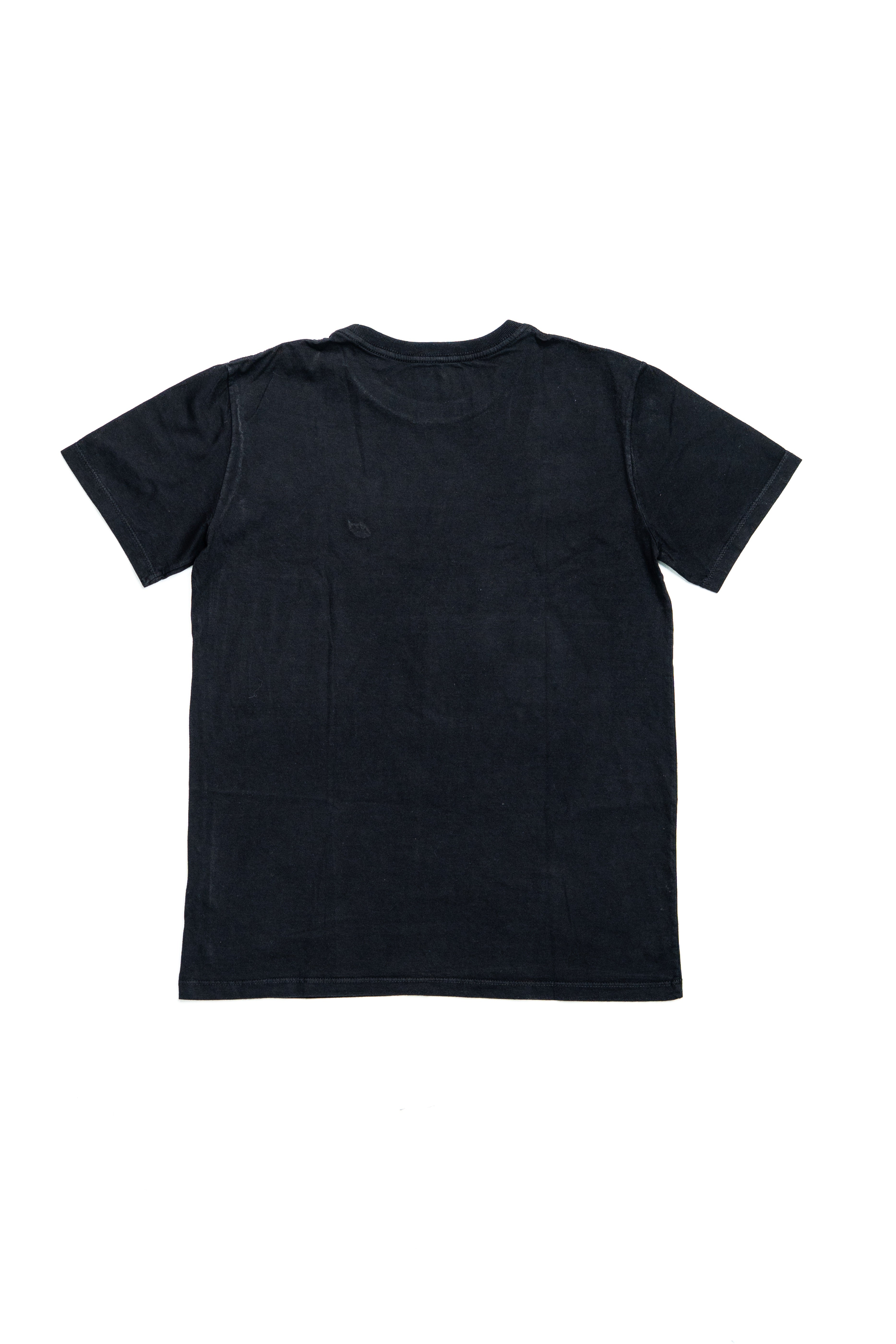 CAMISETA BÁSICA PRETA